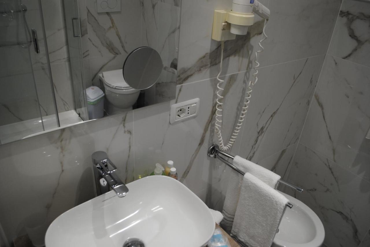 B&B Palazzo Sant'Alfano Catania Exterior photo
